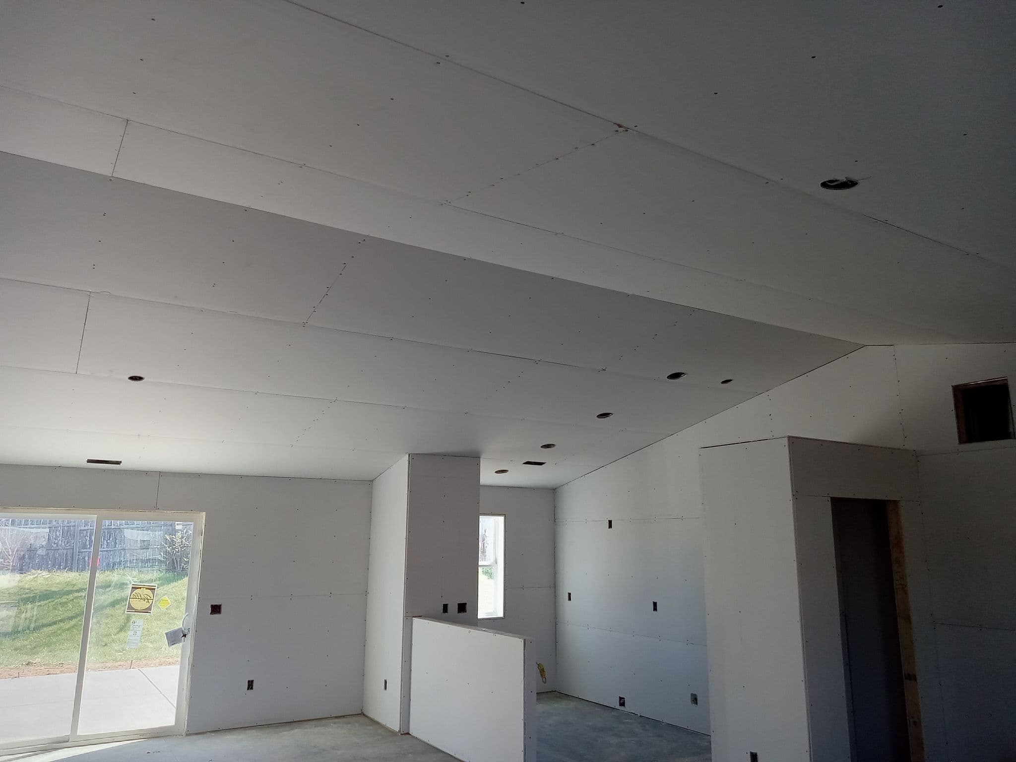 Drywall Installation & Repairs