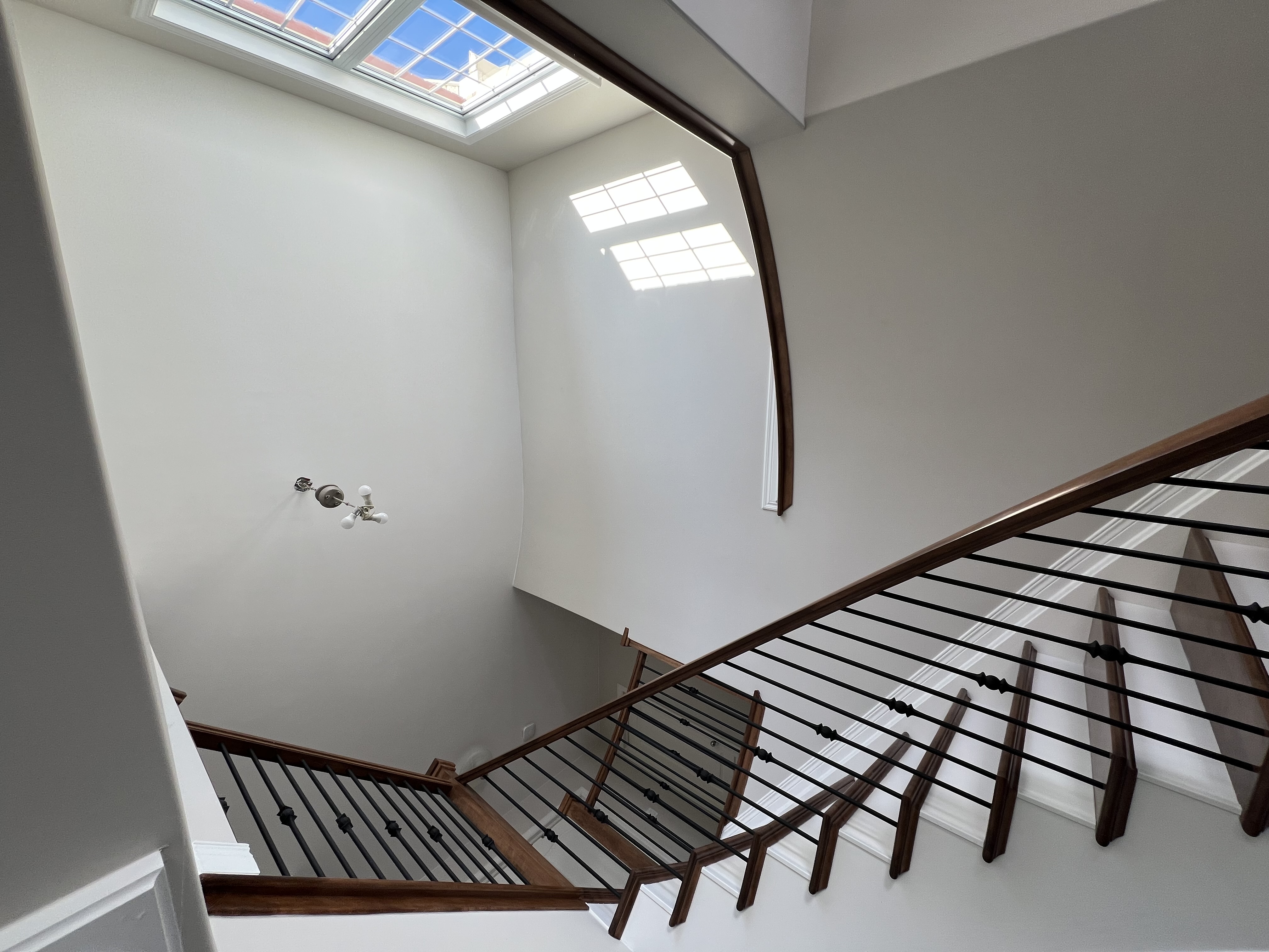 gallery4